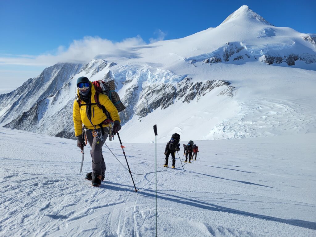 Moving up to High Camp (Famke)