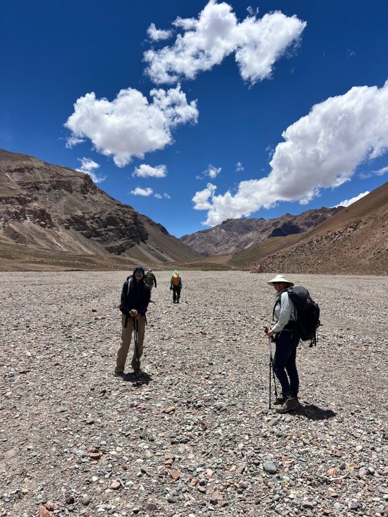 Blue skies on the trail (Max Bond)