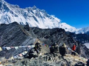 Summit of Chukkung Ri with Lhotse behind (Nathan Berry)