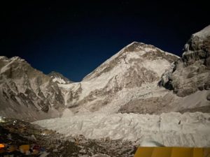 Beautiful morning on Mount Everest (Ang Jangbu Sherpa)