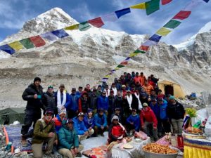 Team 1 Puja (Ang Jangbu Sherpa)