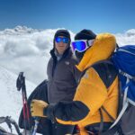 Crossing the traverse on Elbrus (Sasha Sak)