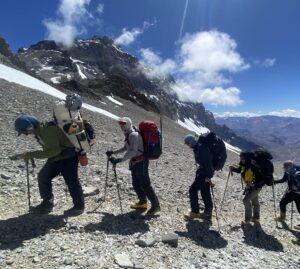 Working hard on the way to Camp 2 (T Nachand)